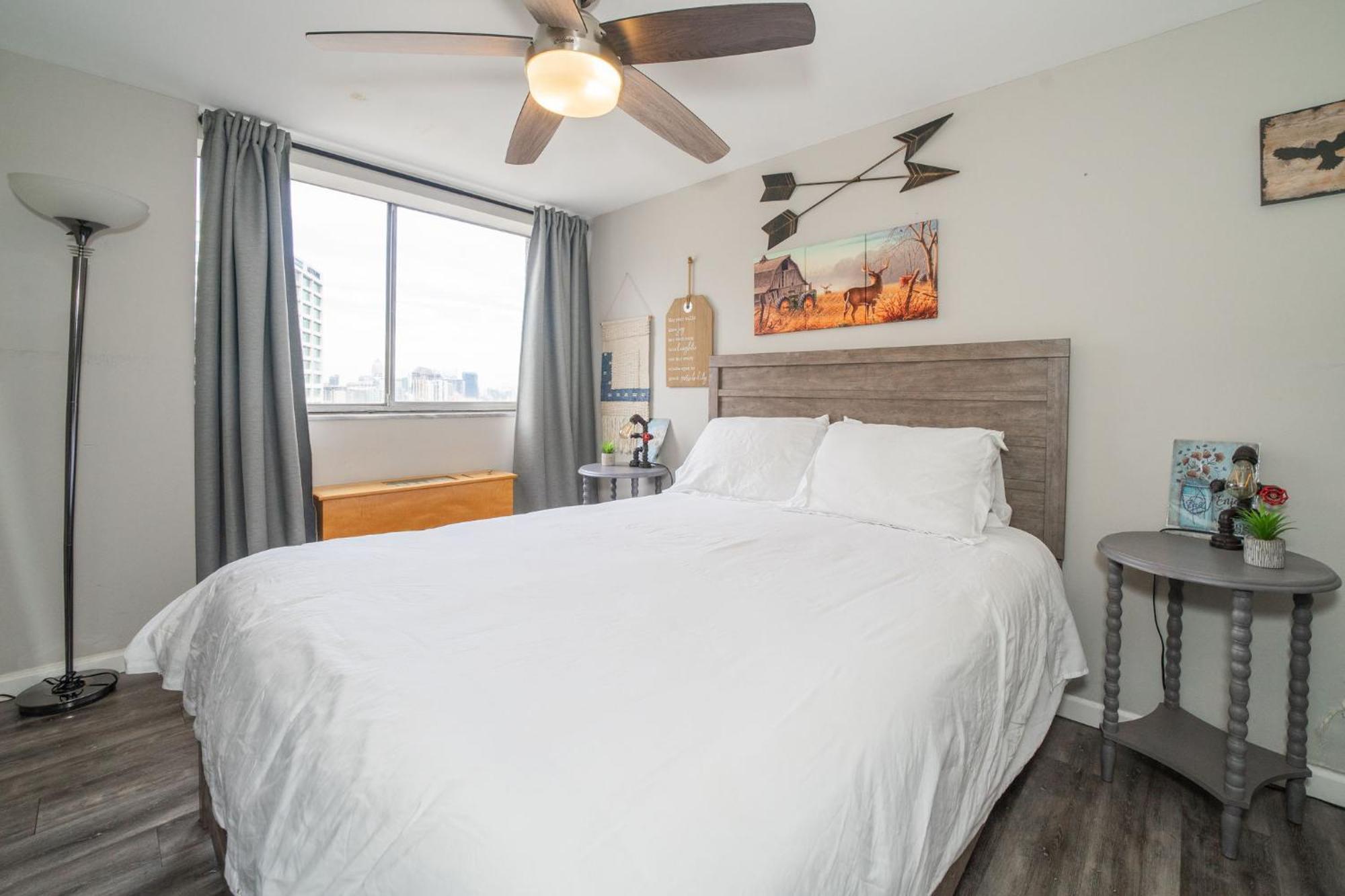 Welcoming Barn, 2 Bedroom & 1 Bath & Parking Атланта Экстерьер фото